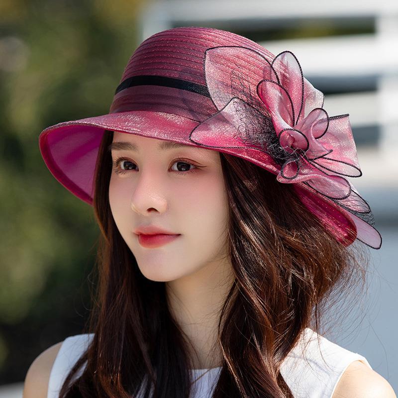 Look Stylish and Stay Cool: 1pc Women's Fashionable Knitted Stitching Hat with Large Flower and Mesh Breathable Foldable Basin Hat