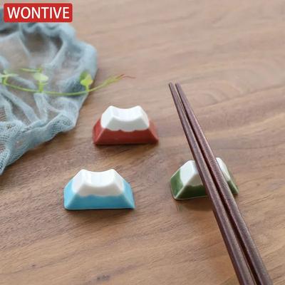 Japanese Fuji Mountain Ceramic Chopsticks Rack Groceries Chopstick Holder Painting Ceramic Tableware Ornaments Rack Kitchen Tool
