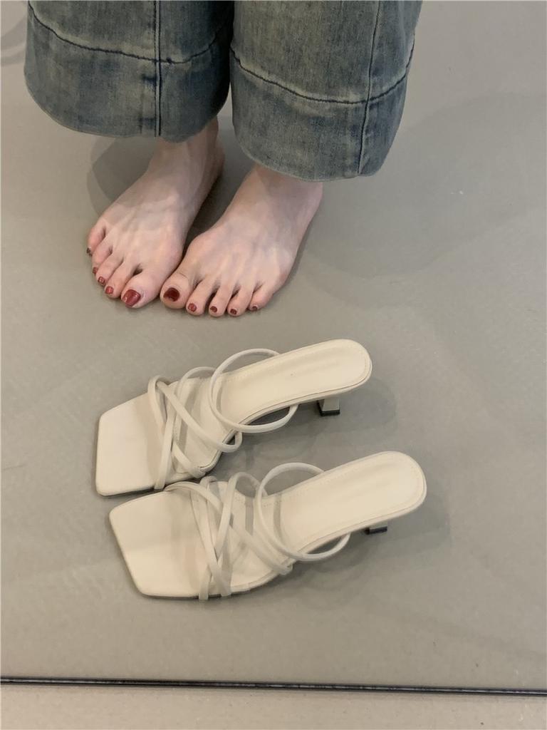 Niche High-heeled Sandals 2025 Summer Retro Red Thin Strap Fashion Open-toed Thin-heeled Cool Slippers