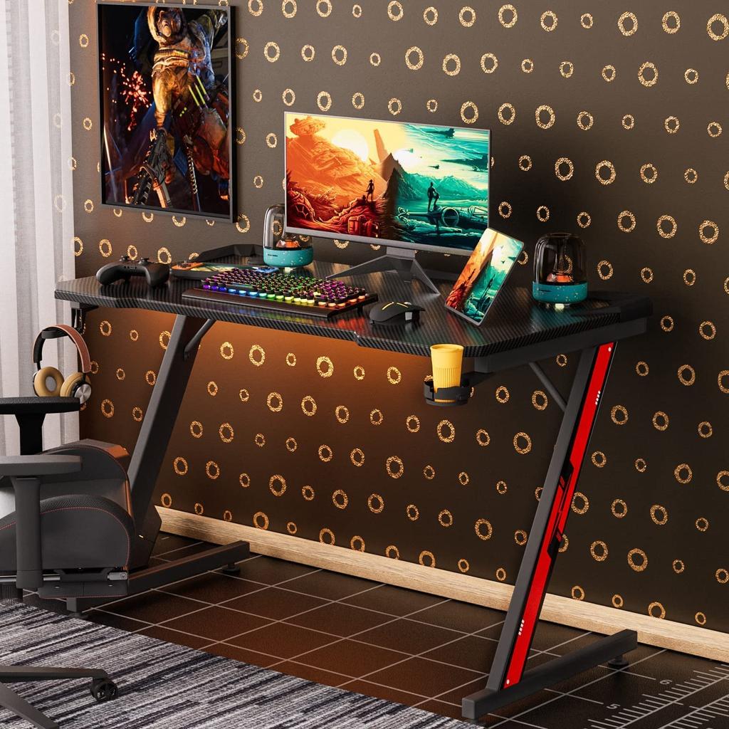 Victone Gaming Desk Year Width 112cm Depth 60cm Height Computer Desk PC Desk Game Desk Office Desk Work Desk Carbon Fiber Top with Cup Holder and