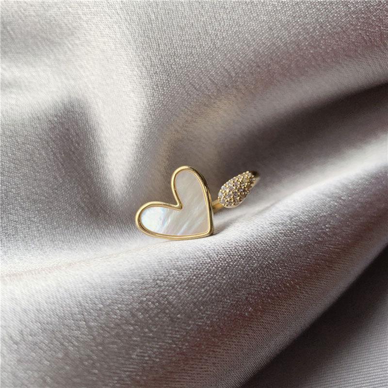 

Japan and South Korea love shell ring female tide, niche design fashionable light luxury individual cold wind open index finger ring opening adjustable