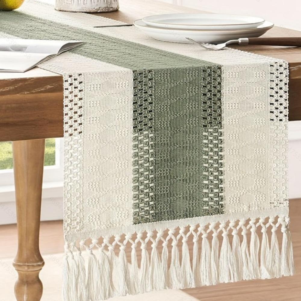 American Style Cotton and Linen Table Runner Solid Color Rectangular Boho Table Runner Rustic with Tassel