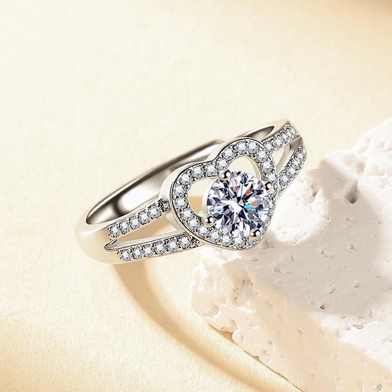 2026 Love Ring Female High Sense Couple Heart-shaped Zircon Ring Fashion Personality Gift for Girlfriend