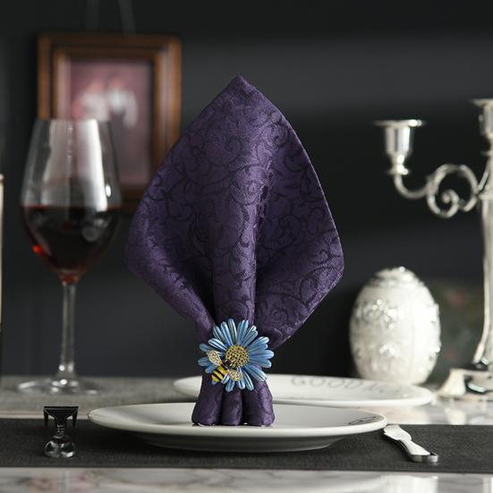 4Pcs Napkin Rings Adorable Anti-rust Alloy Spring Flower Bee Painted Napkin Buckle for Party