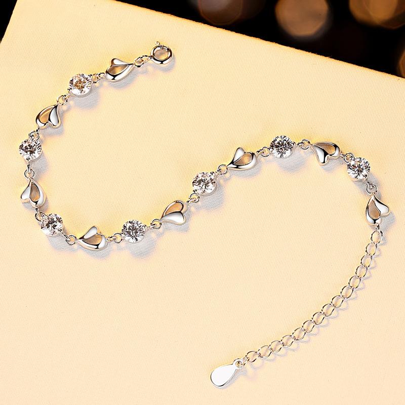 Bransoletka z cyrkonii w kształcie serca ze srebra próby 925 w kształcie serca, romantyczna propozycja dla dziewczyny