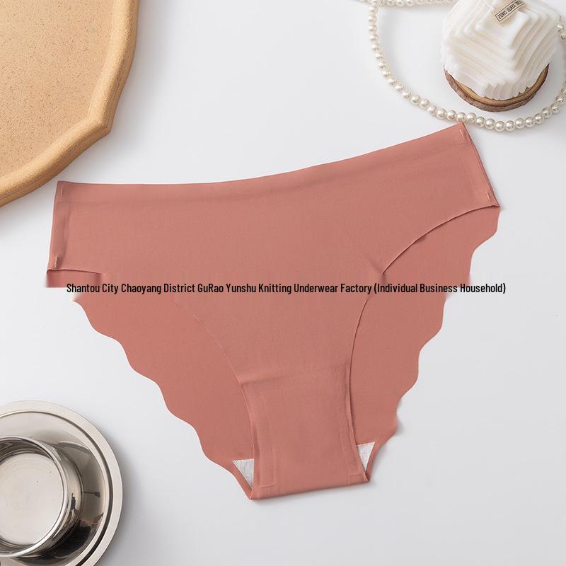 Women s Sexy Leopard Print Ice Silk Seamless Panties with Cotton Crotch, Plus Size Available. L