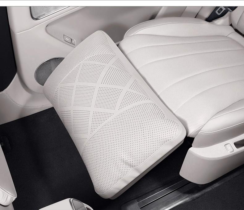 AITO Leg Rest & Back Cushion: Comfortable Support for Car Seats