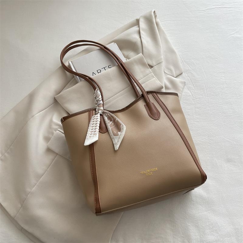Borsa a Tote - Borsa a Spalla Singola di Alta Gamma con una Texture Lussuosa, Perfetta per gli Spostamenti Quotidiani al Lavoro.