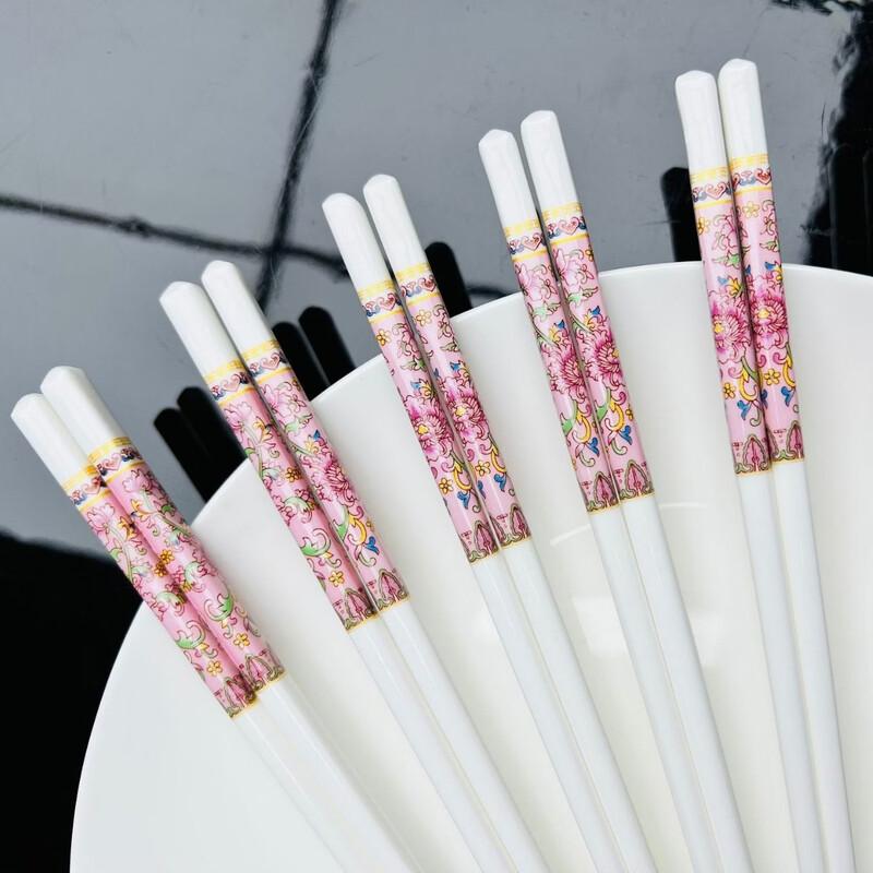 ChuyiQi Jingdezhen Bone Porcelain Chopstick Set