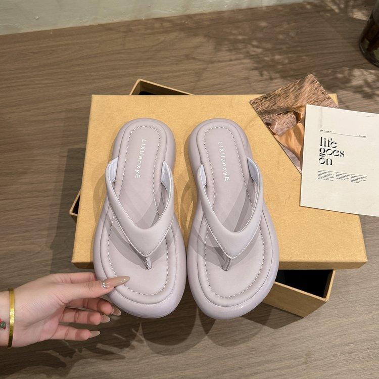 Flip-Flops mit dicker Sohle Damenschuhe tragen 2025 neue Sommer Sandalen mit weicher Sohle Strand-Sandalen