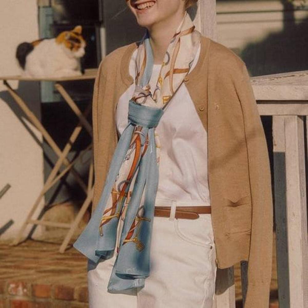 

Daks Blue Chain Pattern Long Silk Scarf Dcsc5e014t2 Single option