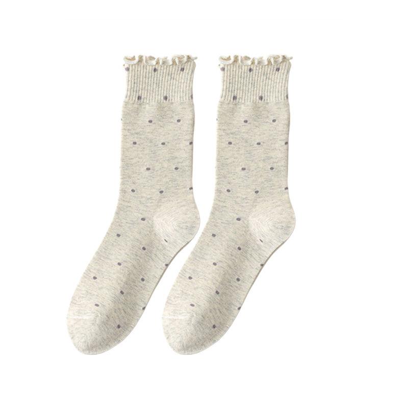 Ladies Spring and Autumn Wave Point Wooden Ear Edge Comfortable Moon Son Deodorant In The Cylinder Stack Socks
