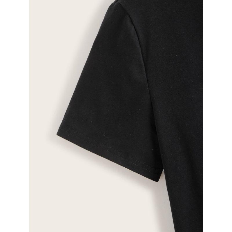 Women Black Tee Minimalist Love Heart Color Block Print Round Neck Short Sleeve Relaxed Fit Casual Top