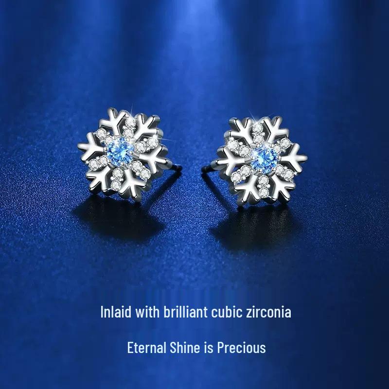 Sterling Silver Snowflake Stud Earrings - Festive Winter Gift for Women 2022 Trend