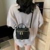 New Minimalist and Fashionable Box Shape Small Handbag, Contrasting Color Women's Bag, High-end Carriage Single Shoulder Crossbody Handbag