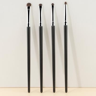 Neues 4-teiliges Lidschattenpinsel-Set, Detailpinsel aus Ponyhaar, Komplettset an Make-up-Werkzeugen für Anfängeraugen