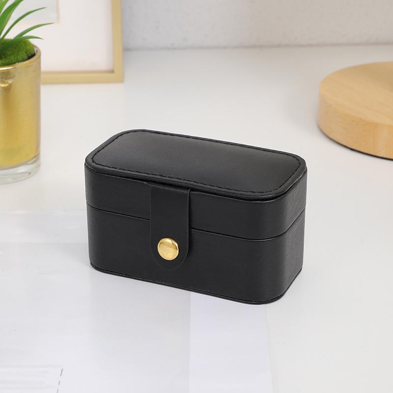 

Многоцветный держатель для серег на кнопках и подарочная коробка 9.5 x 5.5 cm чёрный