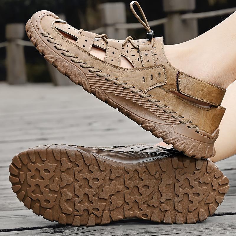 Large size sandals summer new outdoor breathable lightweight foot shoes men's travel mountaineering wading cave shoes