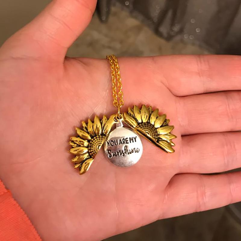 You Are My Sunshine Otevřený medailon Slunečnicový přívěsek Náhrdelník Boho Jewelry Dárky pro nejlepší přátelství Bff Letter Necklace Collier