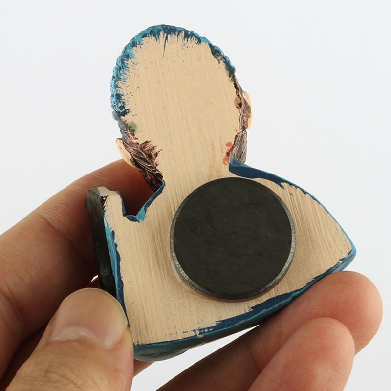 Ce tueur n'est pas trop froid. Le réfrigérateur a des autocollants magnétiques créatifs de dessin animé, des autocollants magnétiques en résine, des aimants en fer 3D