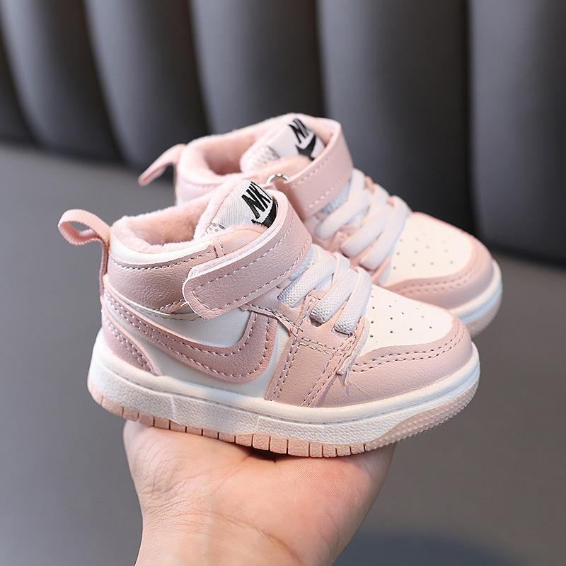 Sports Shoes, Unisex Children's Skateboard Shoes, Winter Cotton Shoes, Korean Style Baby Shoes for Boys and Girls, Soft-Soled Walking Shoes.