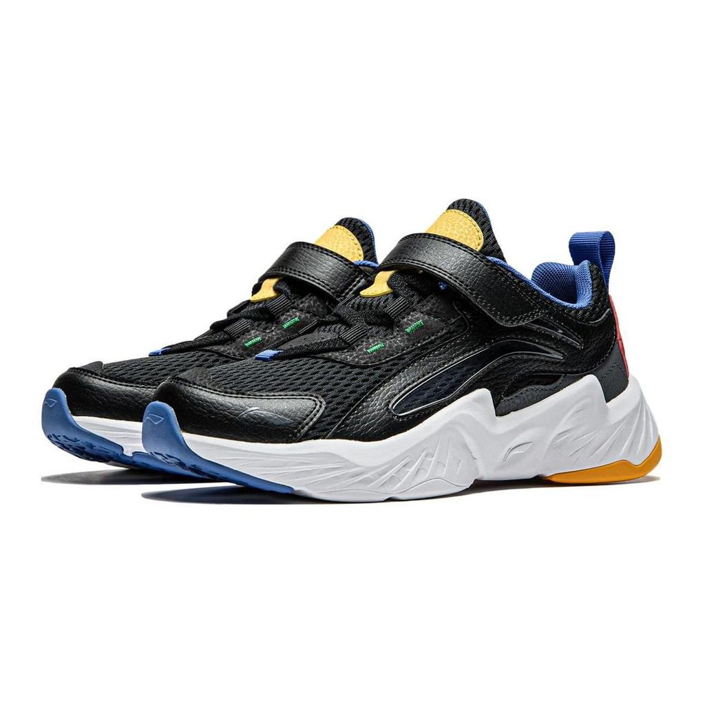Li Ning Kids Versatile Non-Slip Shock Absorbing Casual Shoes Kids Shoes Black White YKCU136-3