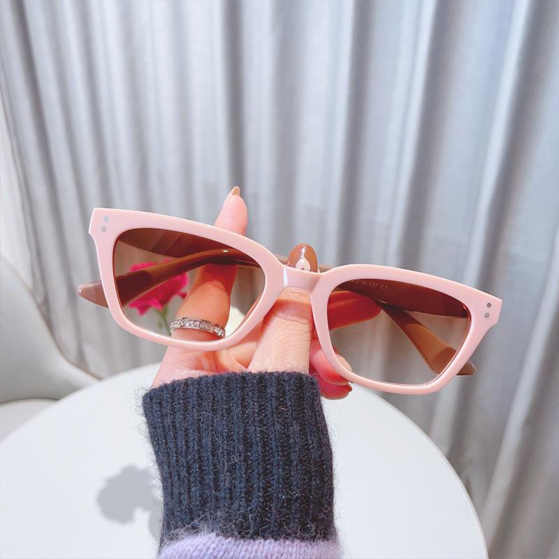 JYL TS Plain Frame Sunglasses Women UV Protection Fashion 98085