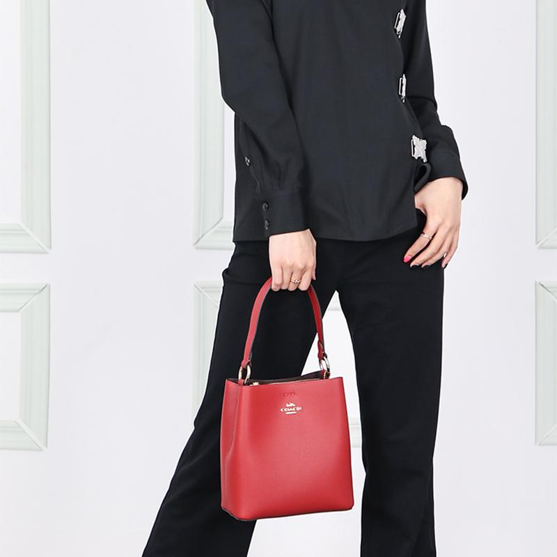 Coach Town 21 Fashion Solid Pebble Grain Leather Bucket Bag Women Bags Red 1011-IMS75