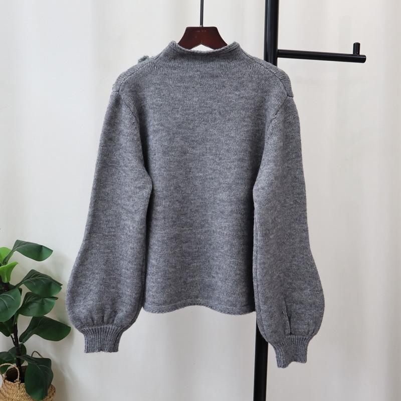 Autumn and winter new three-dimensional flower knitted sweater top soft waxy loose design semi-turtleneck sweater pullover women
