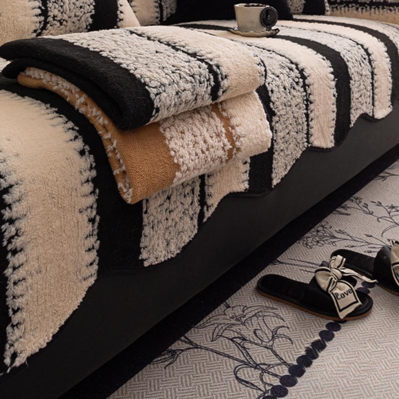 Nordic Style Non-slip Couch Cushion Winter Thickened Plush Sofa Covers Lamb Wool Sofa Protective Blanket Home Decoration Sofa Pad