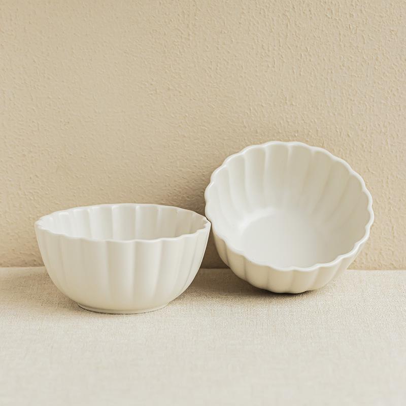 Solid Color Petal Bowl Simple Salad Bowl Ceramic Bowl Embossed Surface Bowl Household Vegetable Bowl Fruit Bowl Tableware Bowl