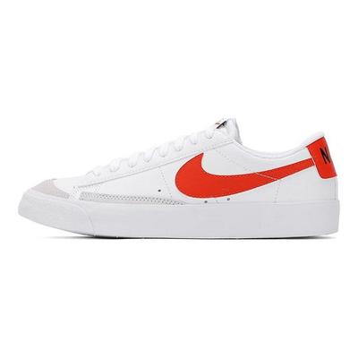Blazer Low 77