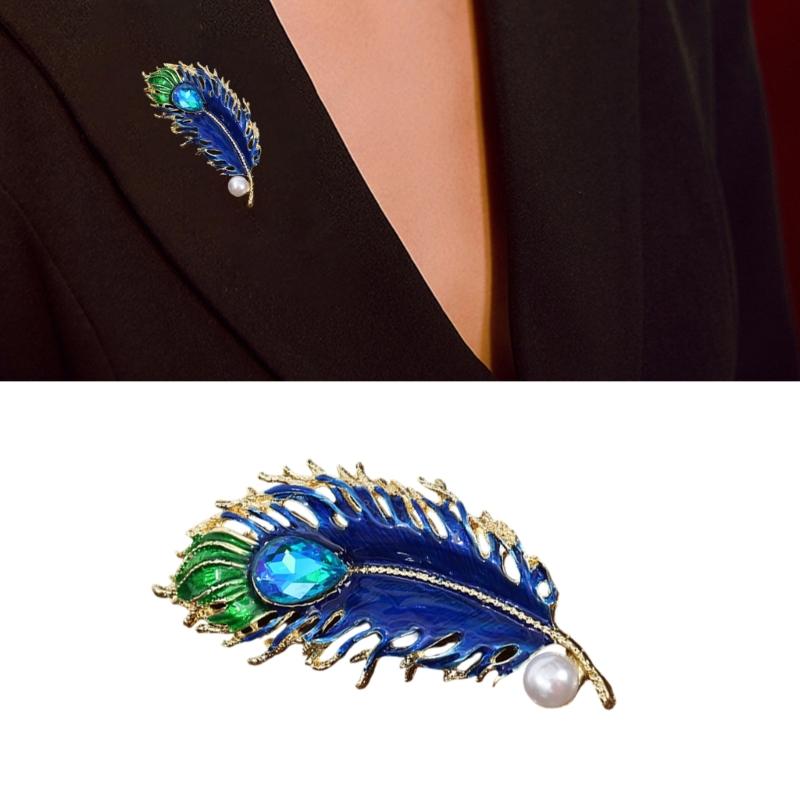 Vintage Style Peacocks Feather Brooch With Shimmering Rhinestones For Formal Event Fashion Clothing Accessories