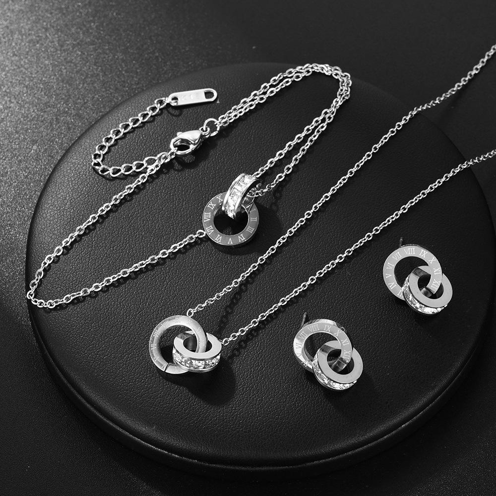 Women's Titanium Steel Double Ring Necklace: Non-Fading, Geometric, Rhinestone Clavicle Chain