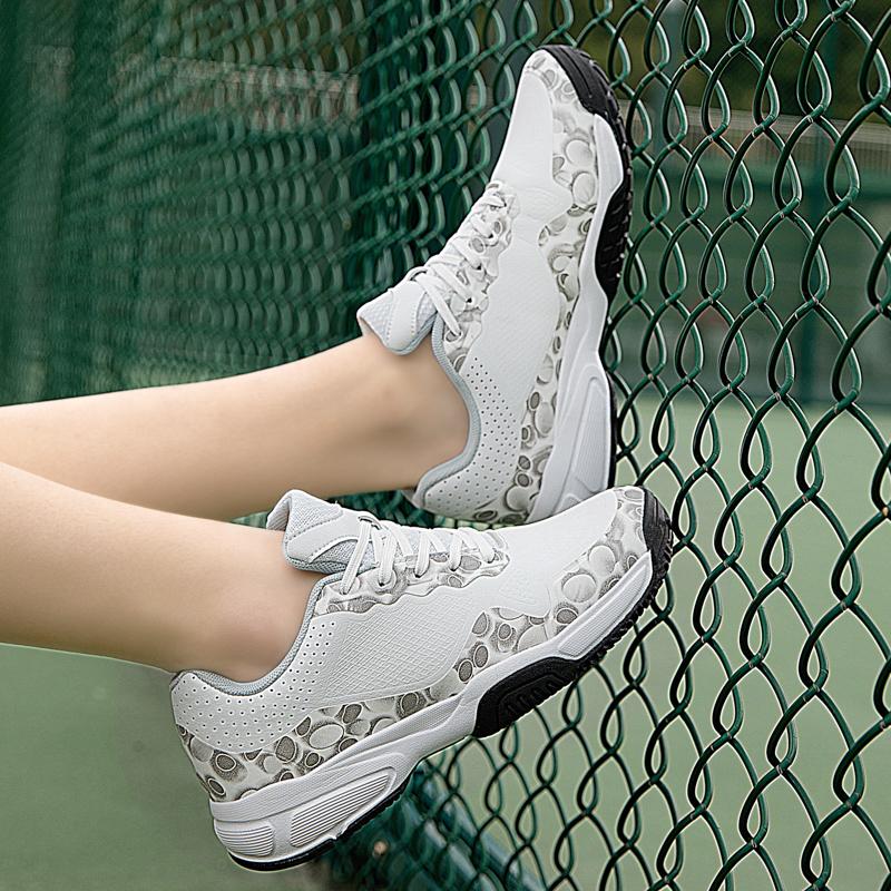 36-46 Couple Plus Size Shock-absorbing and Anti Slip Fashionable Sports and Leisure Shoes Badminton Shoes Tennis Shoes