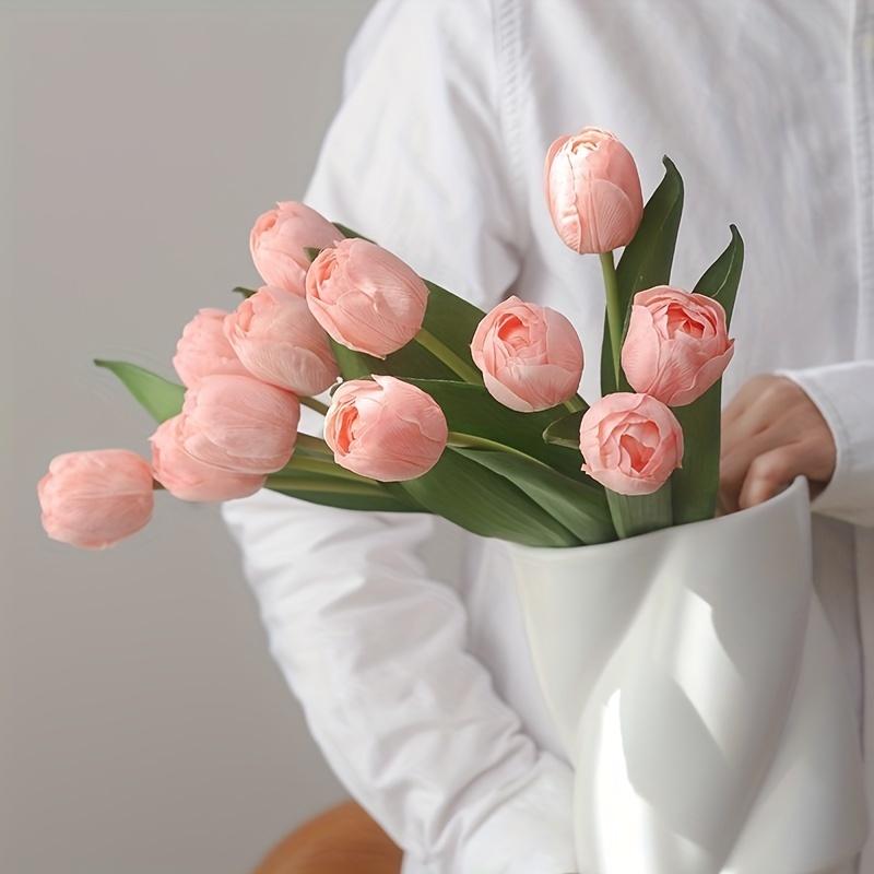 6pcs Hand Feel Moisturizing Tulip Simulation Flowers, Wedding Hand-held Flowers, Home Decoration Fake Flowers