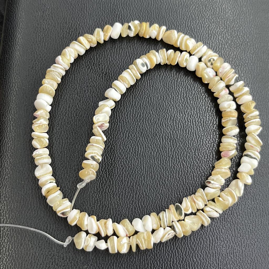 Natural Shell Beads 4-5mm Irregular Chip Loose Spacer Beads for Jewelry Making DIY Necklace, Bracelet Accessories, Spring Back To School Crafts 38cm