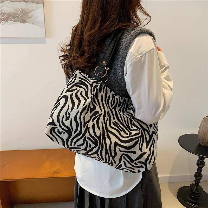 Stylish Black Shoulder Tote Bag For Everyday Use With Unique Street Style Appeal