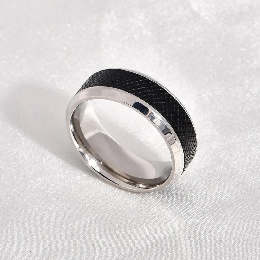 

Top Quality Simple Stainless Steel Men Rings Western Titanium Steel Black White Ring for Fashion Jewelry 7