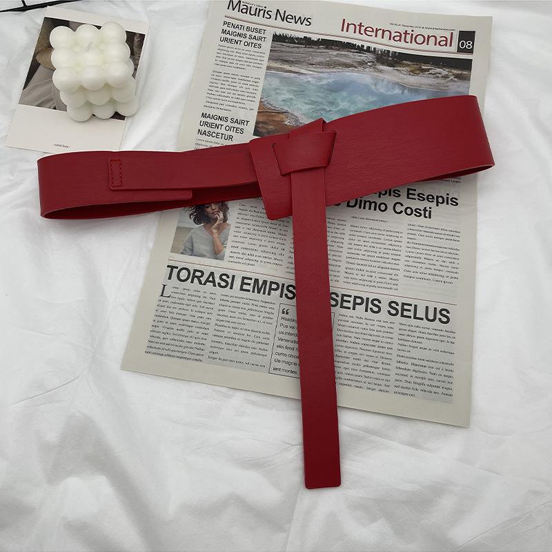 

Trendy Chic And Womens Wide Waist Belt Multiple Colors For Stylish Dress And Blazer Pairing красный