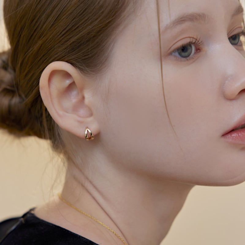 Lewe Two-line one-touch earring(S/M)