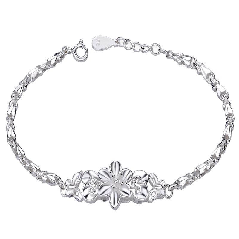 Elegant Butterfly Love Silver Bracelet - Versatile Gift for Her On Valentine's Day