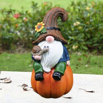 Garden Pumpkin Gnome Figurine Holding Snail Sitting Dwarf Elf Resin Statue Sculpture Indoor Outdoor Thanksgiving Harvest Festival Fall Desktop