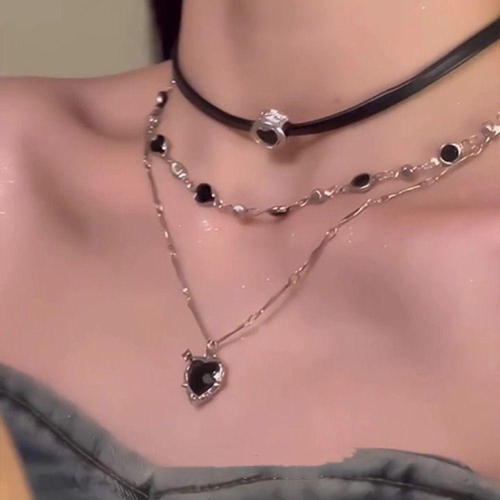 Light Luxury Multi Layered Necklace Jewelry Choker Necklace Fashion Small Pendant Necklace  Gift