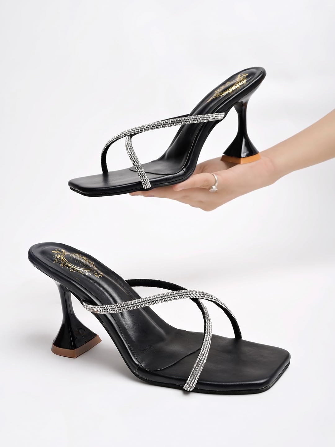 Shoetopia Женские Премиальные Стильные Удобные Повседневные Сандалии | Легкая Противоскользящая Подошва Для Улицы | Прочная Подошва С Хорошим Сцеплением Долговечная Повседневная Обувь EU36 : 21.5CM