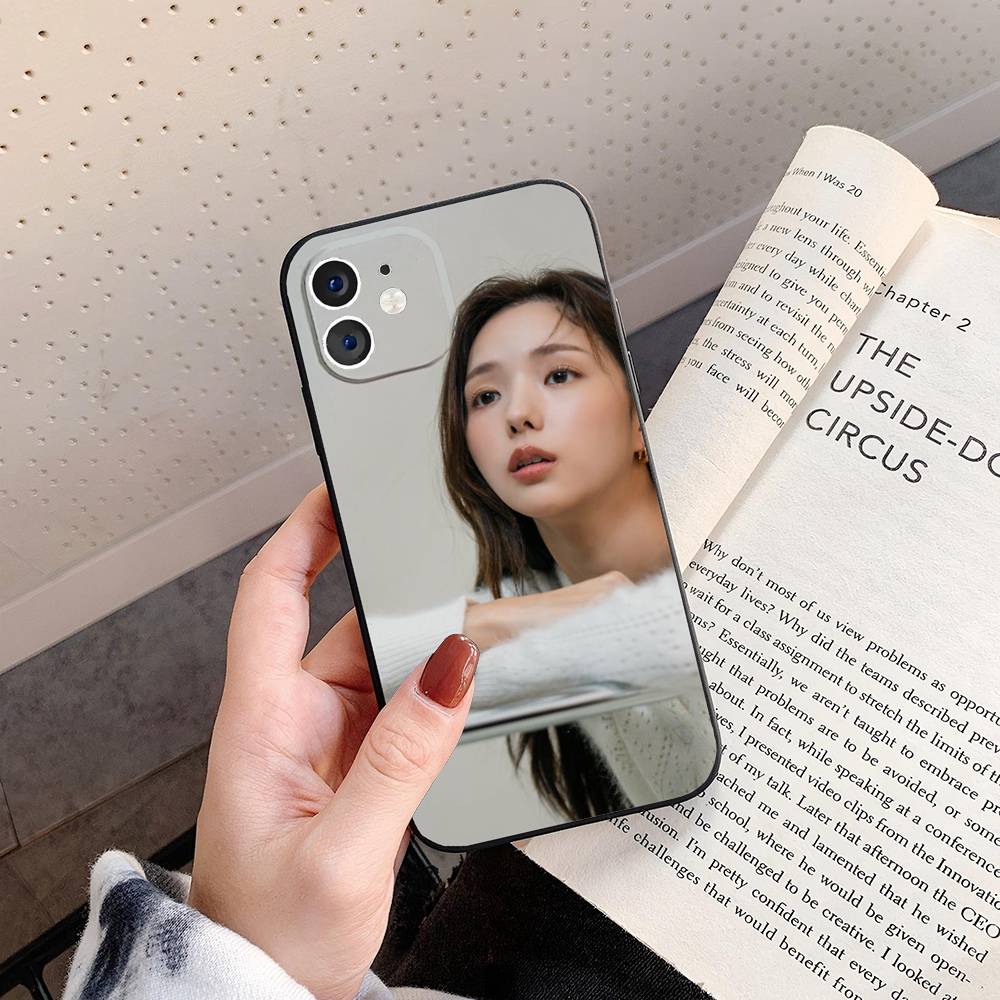 Korean Celebrity S-SOOBIN CHAE Phone Case For IPhone 17 Air 16 15 14 13 Pro Max 11 12 Black Silicone Cover