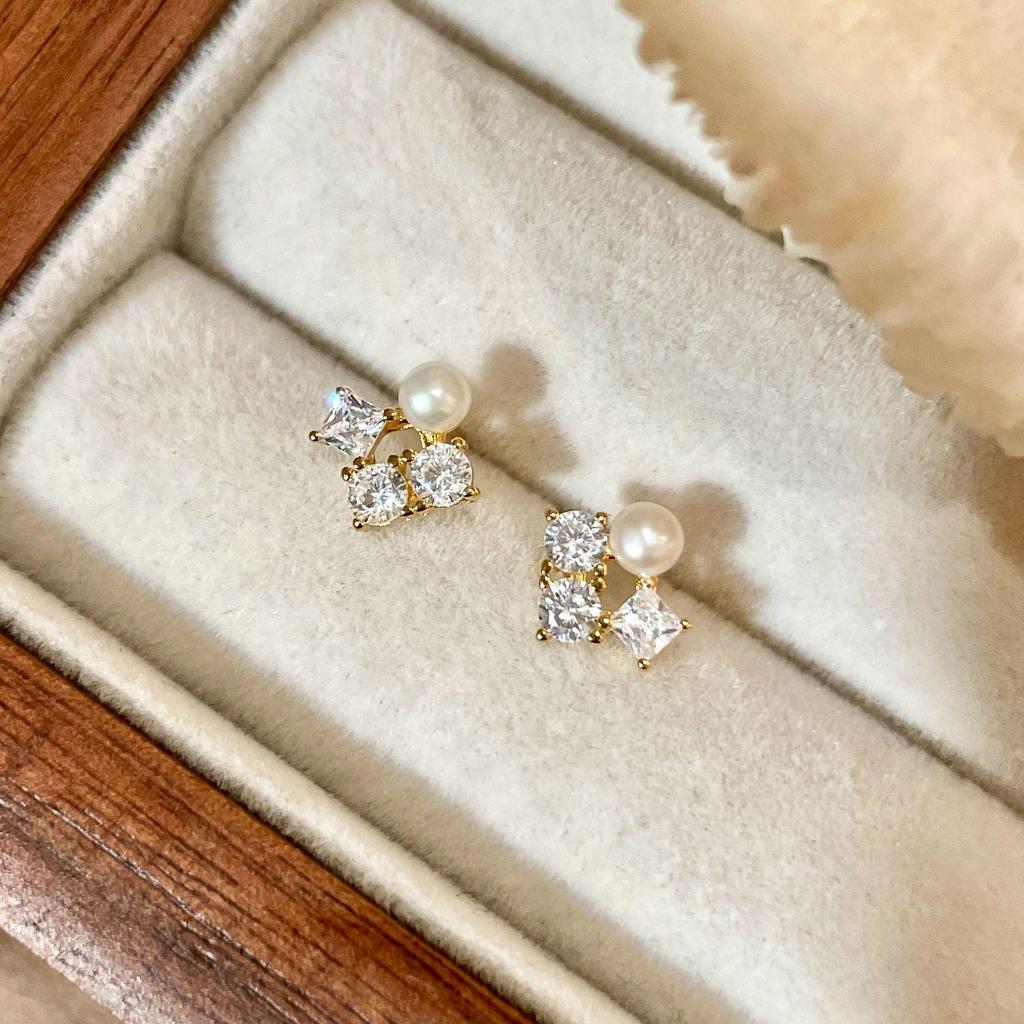 Zhao Lusi-Inspired Sterling Silver Pearl Earrings - High-End Niche Design