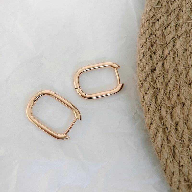 Fashion Personality Ear Buckle Earrings Simple Geometric Oval Rings Women's Ear Buckle Earrings Gold Plated Retro Earrings
