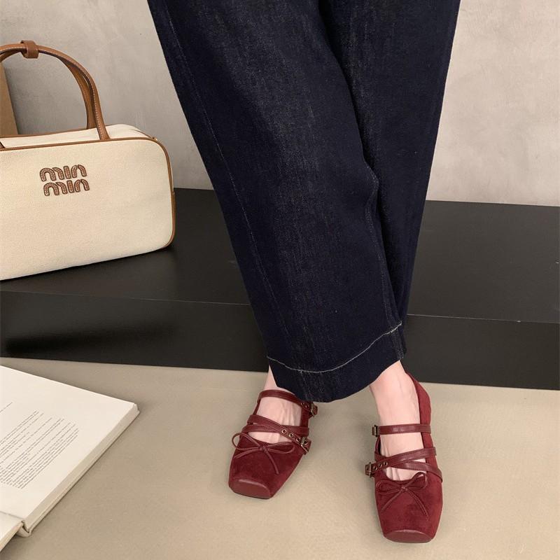 Inner heightening polish retro belt buckle ballet shoes women small pig nose Mary Jane single shoes