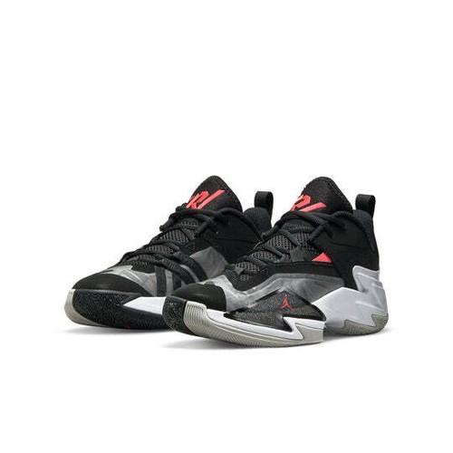 

Air Jordan One Take 3 GS Черный Серый Туман DC7702-001 EU 37.5 чёрный/белый